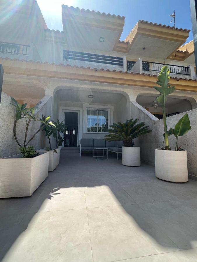Appartement Bonito Adosado Con Piscina A 200 M De La Playa à El Mojon  Extérieur photo